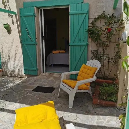 Les Hotes Landes Panzió 4*