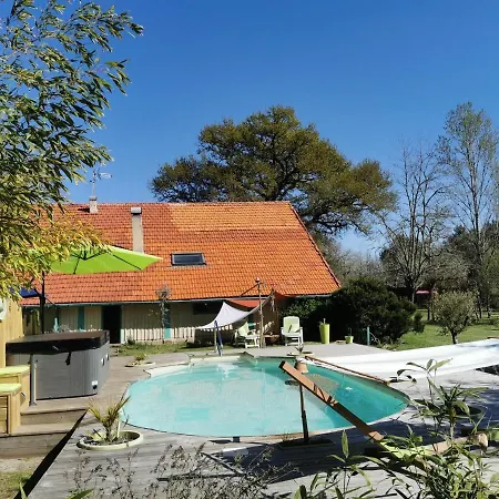 לינה וארוחת בוקר Les Hotes Landes Saint-Gor