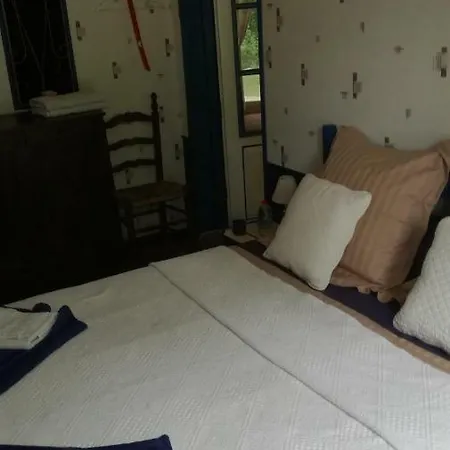 Les Hotes Landes Bed & Breakfast *