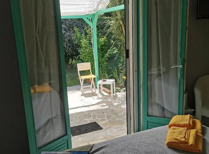 Les Hotes Landes Nocleg ze śniadaniem 4*