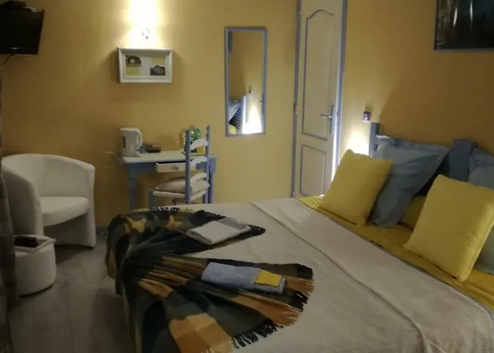 Les Hotes Landes Nocleg ze śniadaniem 4*